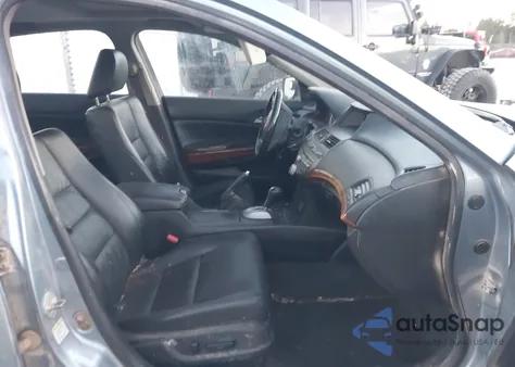 2011 Honda Accord 2.4 Ex-L from USA, damaged, VIN 1HGCP2F81BA156256